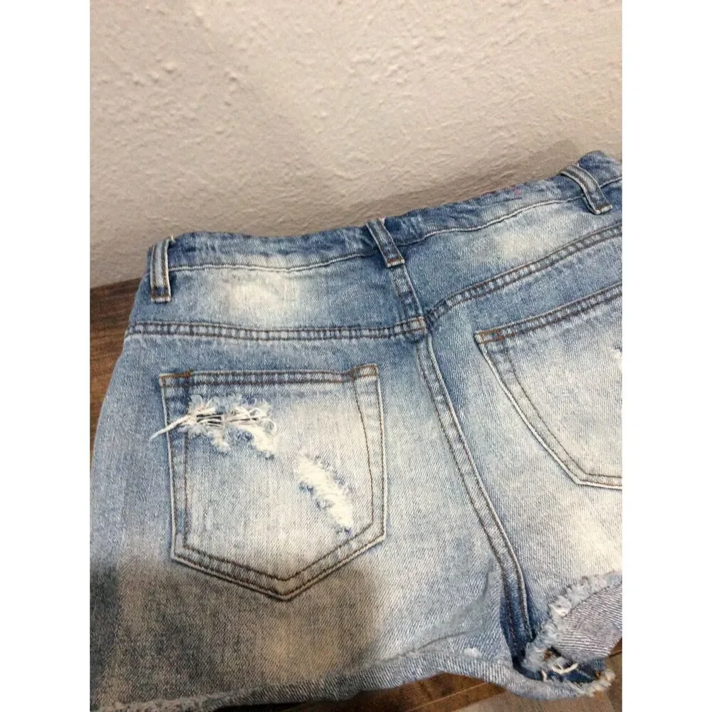 Juniors Size 9 destroyed jean shorts tinseltown womens